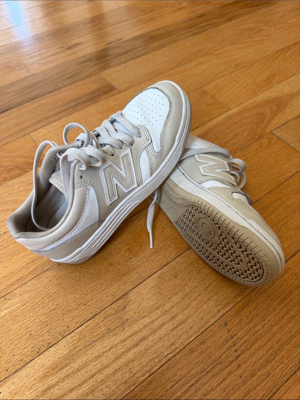 New Balance 480 Beige & White Low-Top Sneakers unisex size 5
